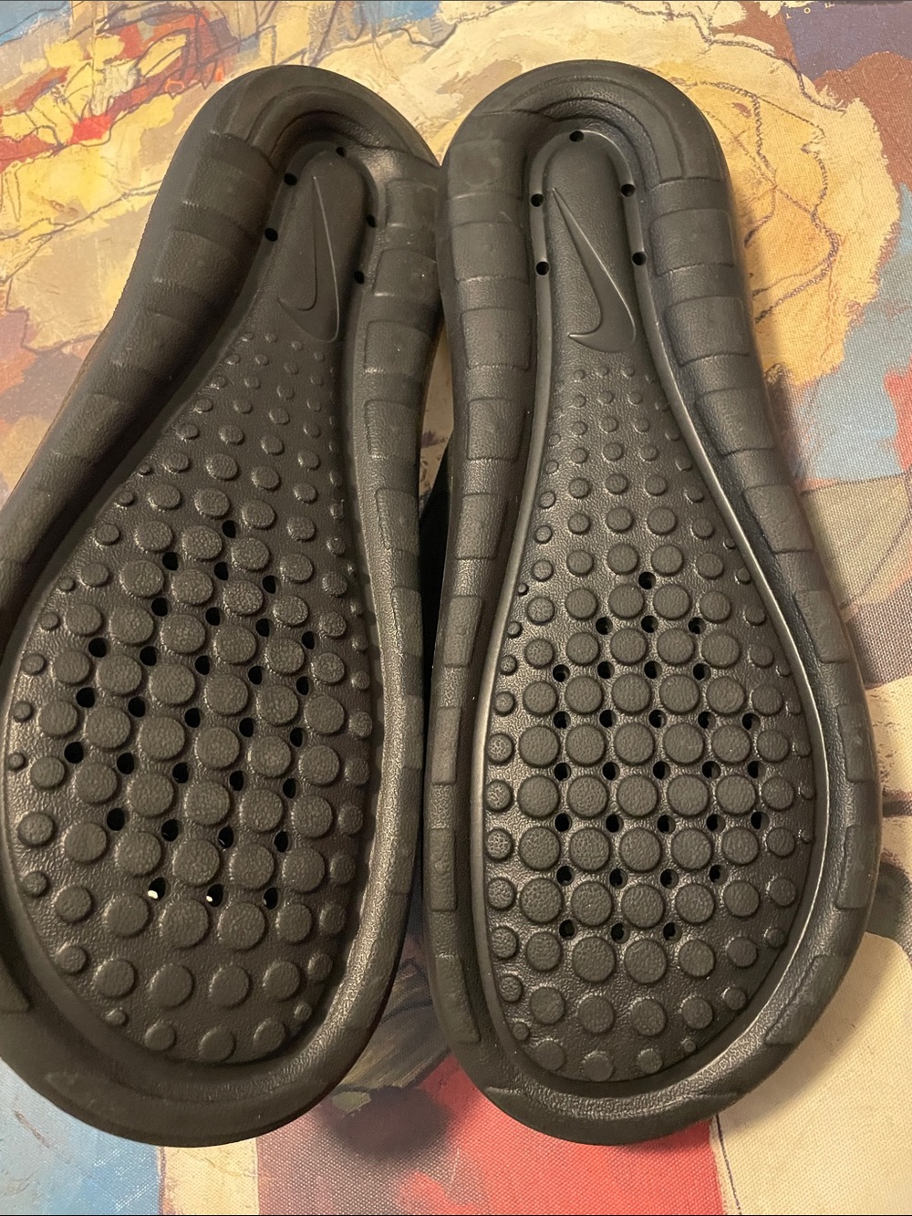 Nike Shower Slides - Picture 4 of 8